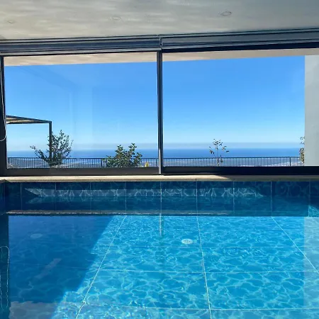 With Indoor Pool And Jacuzzi For 8 People In Kas, Kalkan - Awz 121 * Kaş