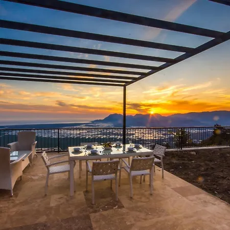 With Indoor Pool And Jacuzzi For 8 People In Kas, Kalkan - Awz 121 Kaş