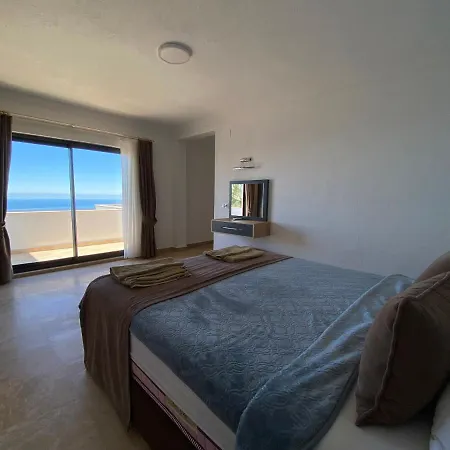 ヴィラ With Indoor Pool And Jacuzzi For 8 People In Kas, Kalkan - Awz 121 カシュ